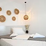 Beachfront Cycladic Irene Boutique 4* Kanala