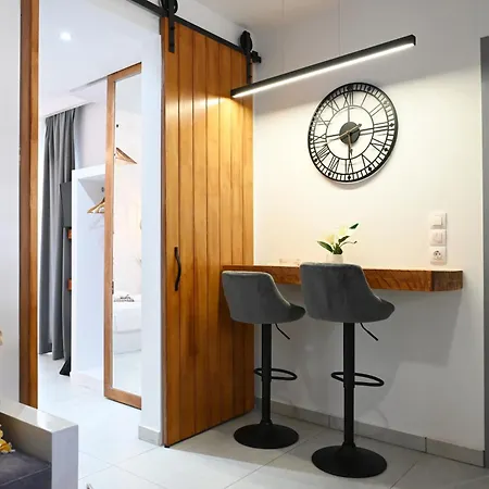 Beachfront Cycladic Irene Boutique Hotel apartamentowy 4*