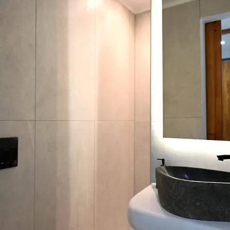 Beachfront Cycladic Irene Boutique Hotel apartamentowy 4*
