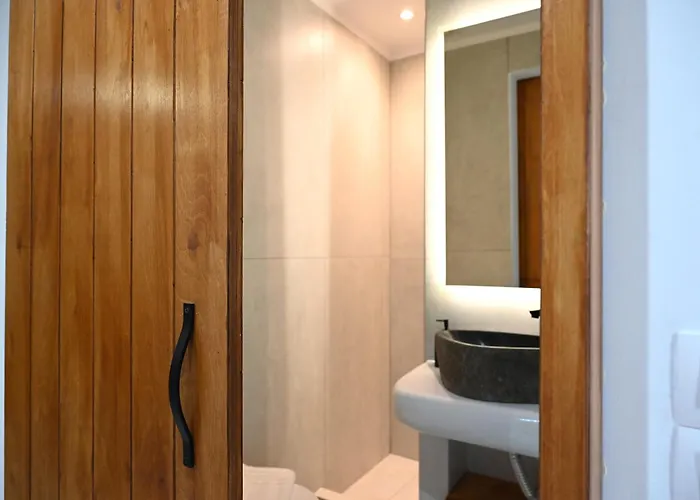 מלון דירות Beachfront Cycladic Irene Boutique 4*