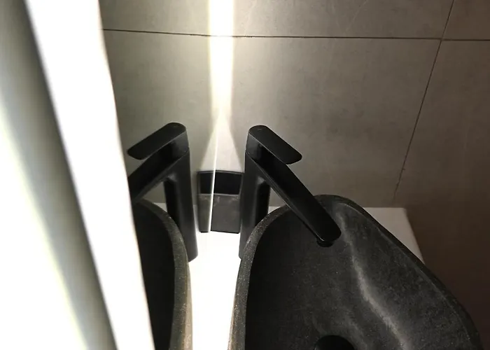 מלון דירות Beachfront Cycladic Irene Boutique 4*